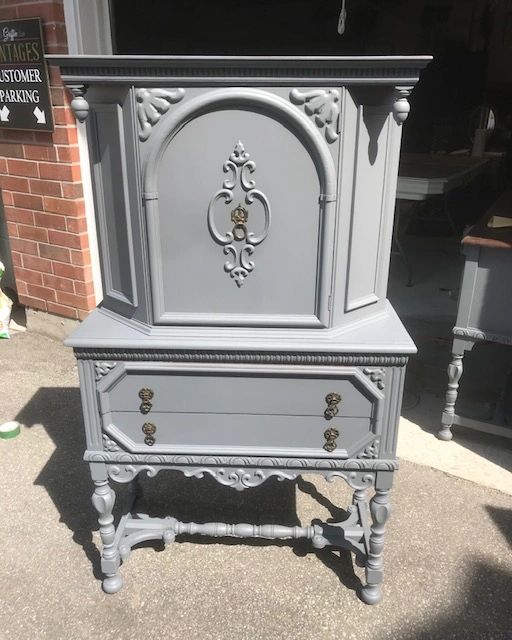 Silky Patina Antique Slate